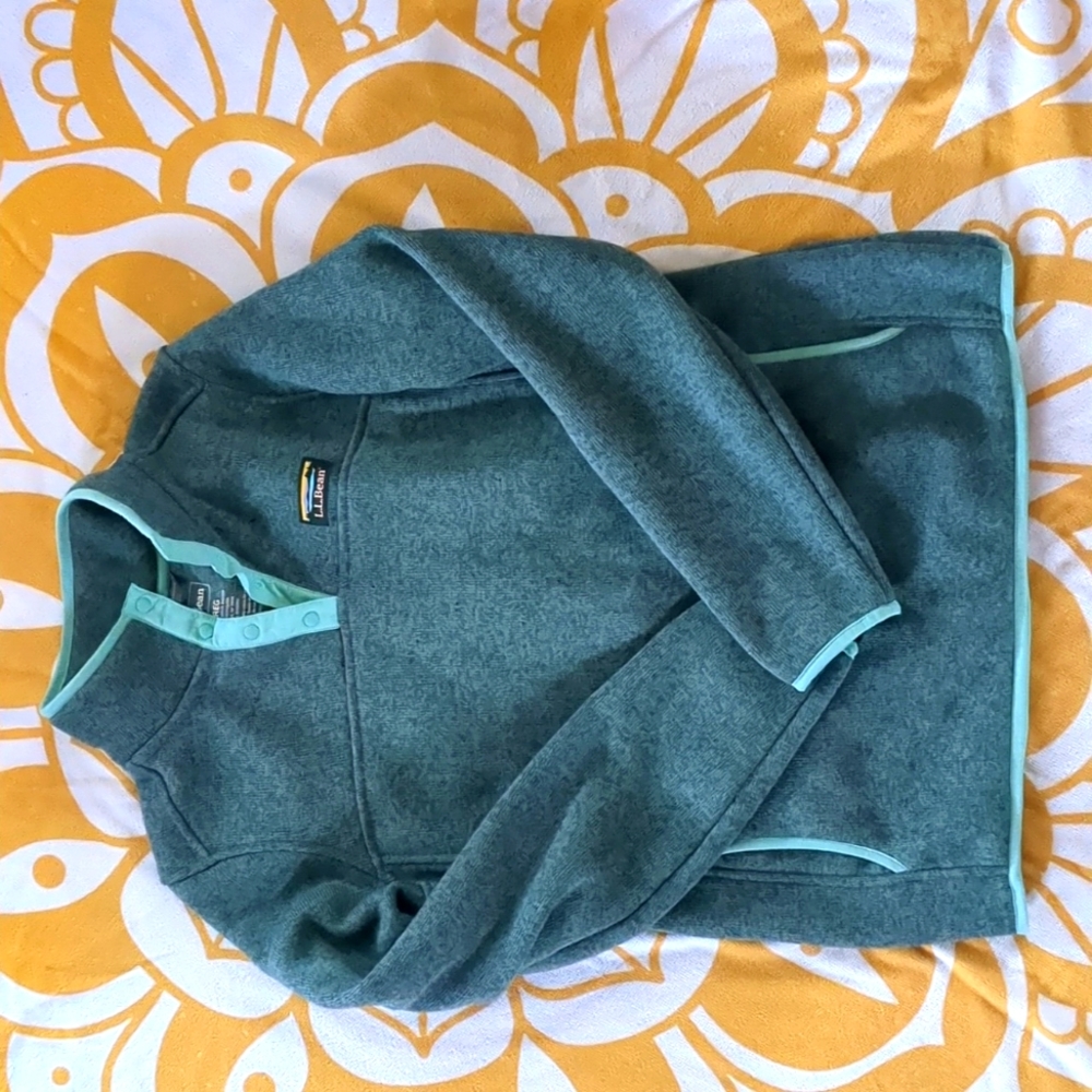 L.L.Bean Sweater fleece, quarter snap pullover, soft Spruce, size medium